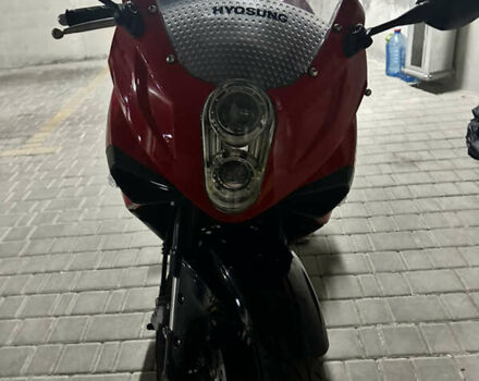 Красный Хьюсонг GT 250R, объемом двигателя 0.25 л и пробегом 3 тыс. км за 3000 $, фото 5 на Automoto.ua