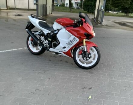 Хьюсонг GT 250R, объемом двигателя 0.25 л и пробегом 0 тыс. км за 2500 $, фото 4 на Automoto.ua