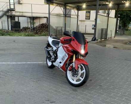 Хьюсонг GT 250R, объемом двигателя 0.25 л и пробегом 0 тыс. км за 2500 $, фото 3 на Automoto.ua