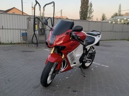 Хьюсонг GT 250R 2008 в Ратно на Automoto.ua Хьюсонг GT 250R, объемом двигателя 0.25 л и пробегом 0 тыс. км за 2500 $, фото 1 на Automoto.ua