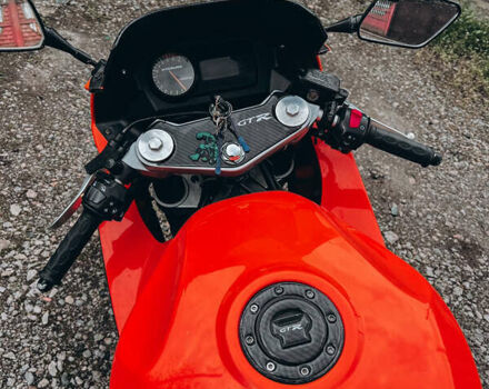 Оранжевый Хьюсонг GT 250R, объемом двигателя 0 л и пробегом 18 тыс. км за 2370 $, фото 4 на Automoto.ua