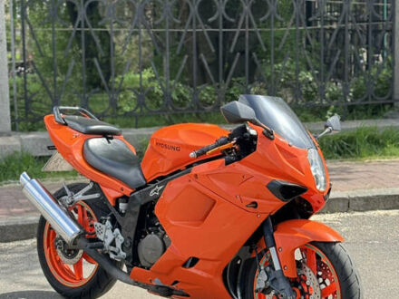 Хьюсонг GT 250R 2007 в Умани на Automoto.ua Оранжевый Хьюсонг GT 250R, объемом двигателя 0.25 л и пробегом 19 тыс. км за 1899 $, фото 1 на Automoto.ua