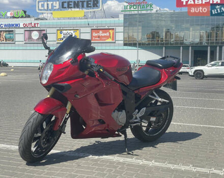 Белый Хьюсонг GT 650R, объемом двигателя 0.65 л и пробегом 26 тыс. км за 2900 $, фото 2 на Automoto.ua