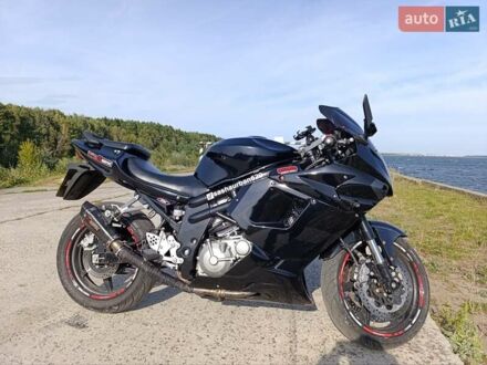 Чорний Хьюсонг GT 650R, об'ємом двигуна 0.65 л та пробігом 25 тис. км за 2900 $, фото 1 на Automoto.ua