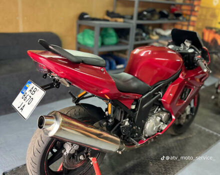 Червоний Хьюсонг GT 650R, об'ємом двигуна 0.65 л та пробігом 40 тис. км за 3500 $, фото 1 на Automoto.ua