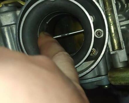 Красный Хьюсонг GT 650R, объемом двигателя 0.65 л и пробегом 60 тыс. км за 1400 $, фото 19 на Automoto.ua