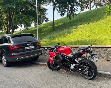 Красный Хьюсонг GT 650R, объемом двигателя 0.6 л и пробегом 9 тыс. км за 4000 $, фото 1 на Automoto.ua