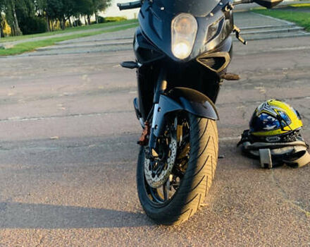 Синий Хьюсонг GT 650R, объемом двигателя 0.65 л и пробегом 36 тыс. км за 2450 $, фото 2 на Automoto.ua