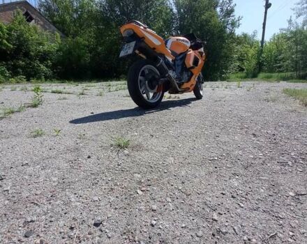 Оранжевый Хьюсонг GT 650R, объемом двигателя 0.65 л и пробегом 37 тыс. км за 3100 $, фото 5 на Automoto.ua