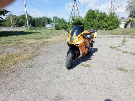 Хьюсонг GT 650R 2008 в Кременчуге на Automoto.ua Оранжевый Хьюсонг GT 650R, объемом двигателя 0.65 л и пробегом 37 тыс. км за 3100 $, фото 1 на Automoto.ua