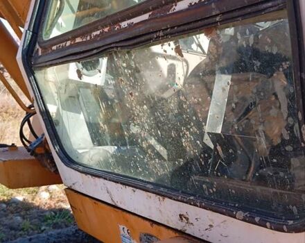 Желтый Хендай 130D, объемом двигателя 3.9 л и пробегом 41 тыс. км за 20500 $, фото 26 на Automoto.ua