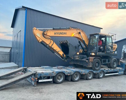 Жовтий Хендай 160D, об'ємом двигуна 14.86 л та пробігом 0 тис. км за 144030 $, фото 2 на Automoto.ua