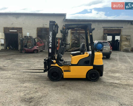 Хендай 18L, объемом двигателя 0 л и пробегом 200 тыс. км за 8200 $, фото 2 на Automoto.ua