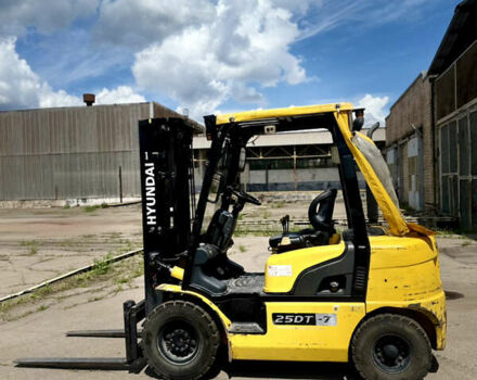 Жовтий Хендай 25Д, об'ємом двигуна 0 л та пробігом 8 тис. км за 13500 $, фото 3 на Automoto.ua