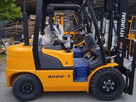 Жовтий Хендай 30D, об'ємом двигуна 0 л та пробігом 0 тис. км за 27930 $, фото 1 на Automoto.ua