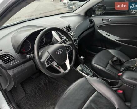 Белый Хендай Акцент, объемом двигателя 1.6 л и пробегом 181 тыс. км за 8900 $, фото 6 на Automoto.ua