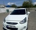 Белый Хендай Акцент, объемом двигателя 1.4 л и пробегом 198 тыс. км за 6000 $, фото 1 на Automoto.ua