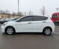 Белый Хендай Акцент, объемом двигателя 1.6 л и пробегом 181 тыс. км за 8500 $, фото 4 на Automoto.ua