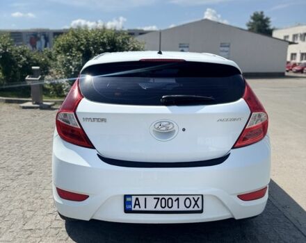 Белый Хендай Акцент, объемом двигателя 1.4 л и пробегом 198 тыс. км за 6000 $, фото 6 на Automoto.ua