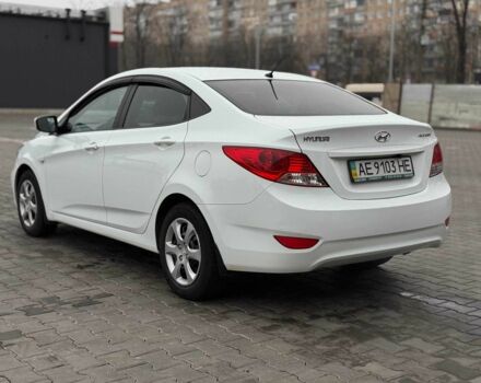 Білий Хендай Акцент, об'ємом двигуна 1.4 л та пробігом 82 тис. км за 9900 $, фото 4 на Automoto.ua