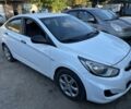 Белый Хендай Акцент, объемом двигателя 1.4 л и пробегом 182 тыс. км за 5999 $, фото 1 на Automoto.ua