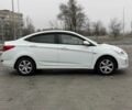 Білий Хендай Акцент, об'ємом двигуна 1.4 л та пробігом 82 тис. км за 9900 $, фото 3 на Automoto.ua