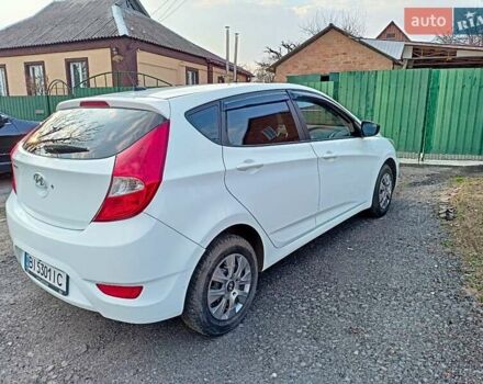 Білий Хендай Акцент, об'ємом двигуна 1.59 л та пробігом 181 тис. км за 7800 $, фото 3 на Automoto.ua