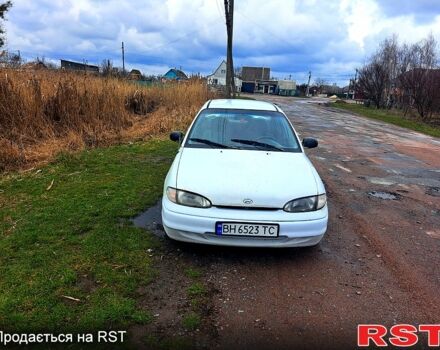 Білий Хендай Акцент, об'ємом двигуна 1.5 л та пробігом 215 тис. км за 1200 $, фото 1 на Automoto.ua