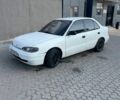 Белый Хендай Акцент, объемом двигателя 1.5 л и пробегом 500 тыс. км за 1100 $, фото 1 на Automoto.ua