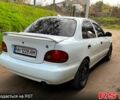 Белый Хендай Акцент, объемом двигателя 1.5 л и пробегом 300 тыс. км за 1550 $, фото 2 на Automoto.ua