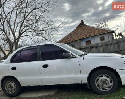 Білий Хендай Акцент, об'ємом двигуна 1.5 л та пробігом 328 тис. км за 1000 $, фото 3 на Automoto.ua
