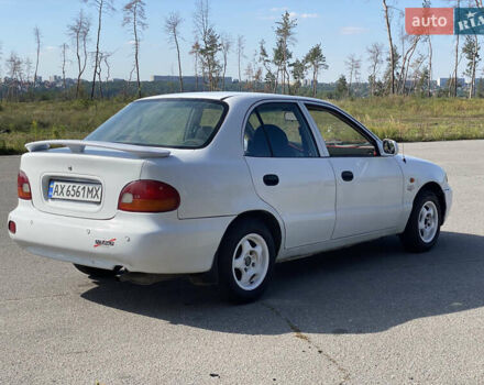 Белый Хендай Акцент, объемом двигателя 1.5 л и пробегом 320 тыс. км за 2400 $, фото 3 на Automoto.ua