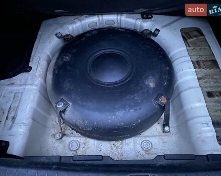 Білий Хендай Акцент, об'ємом двигуна 1.4 л та пробігом 213 тис. км за 4900 $, фото 7 на Automoto.ua