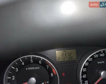 Білий Хендай Акцент, об'ємом двигуна 1.4 л та пробігом 213 тис. км за 4900 $, фото 6 на Automoto.ua