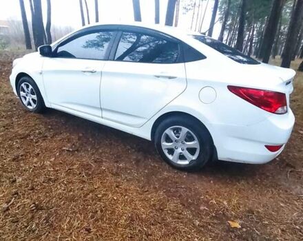 Белый Хендай Акцент, объемом двигателя 1.4 л и пробегом 227 тыс. км за 6200 $, фото 10 на Automoto.ua