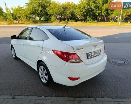 Білий Хендай Акцент, об'ємом двигуна 1.4 л та пробігом 171 тис. км за 8350 $, фото 6 на Automoto.ua