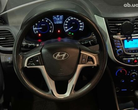 Белый Хендай Акцент, объемом двигателя 1.6 л и пробегом 163 тыс. км за 7990 $, фото 13 на Automoto.ua