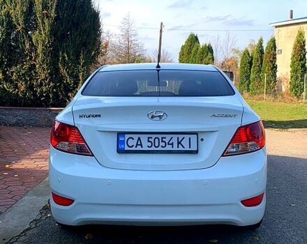 Белый Хендай Акцент, объемом двигателя 1.6 л и пробегом 190 тыс. км за 7200 $, фото 1 на Automoto.ua