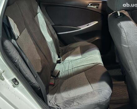 Белый Хендай Акцент, объемом двигателя 1.6 л и пробегом 163 тыс. км за 7990 $, фото 11 на Automoto.ua