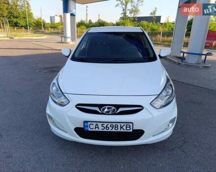 Білий Хендай Акцент, об'ємом двигуна 1.4 л та пробігом 171 тис. км за 8350 $, фото 12 на Automoto.ua