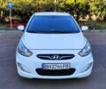 Белый Хендай Акцент, объемом двигателя 1.6 л и пробегом 162 тыс. км за 7900 $, фото 1 на Automoto.ua