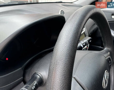 Хендай Акцент 2012 в Умани на Automoto.ua Белый Хендай Акцент, объемом двигателя 1.4 л и пробегом 105 тыс. км за 7250 $, фото 8 на Automoto.ua
