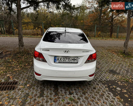 Хендай Акцент 2012 в Харькове на Automoto.ua Белый Хендай Акцент, объемом двигателя 1.59 л и пробегом 145 тыс. км за 8500 $, фото 3 на Automoto.ua