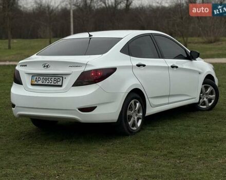 Білий Хендай Акцент, об'ємом двигуна 0 л та пробігом 97 тис. км за 6500 $, фото 1 на Automoto.ua