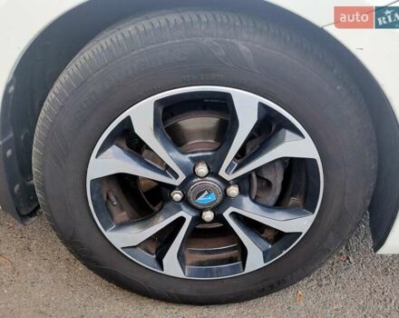 Белый Хендай Акцент, объемом двигателя 1.4 л и пробегом 65 тыс. км за 8150 $, фото 5 на Automoto.ua