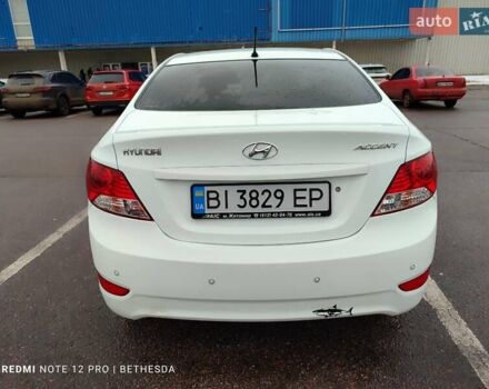 Білий Хендай Акцент, об'ємом двигуна 1.4 л та пробігом 110 тис. км за 7600 $, фото 6 на Automoto.ua