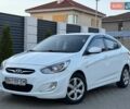 Белый Хендай Акцент, объемом двигателя 1.4 л и пробегом 135 тыс. км за 8700 $, фото 5 на Automoto.ua