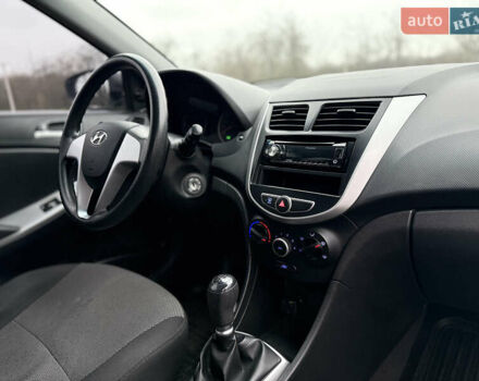 Білий Хендай Акцент, об'ємом двигуна 0 л та пробігом 97 тис. км за 6500 $, фото 29 на Automoto.ua