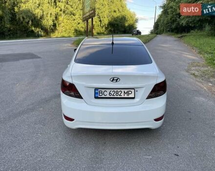 Белый Хендай Акцент, объемом двигателя 1.4 л и пробегом 126 тыс. км за 7750 $, фото 5 на Automoto.ua