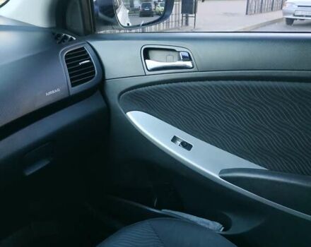 Белый Хендай Акцент, объемом двигателя 1.4 л и пробегом 110 тыс. км за 8200 $, фото 14 на Automoto.ua